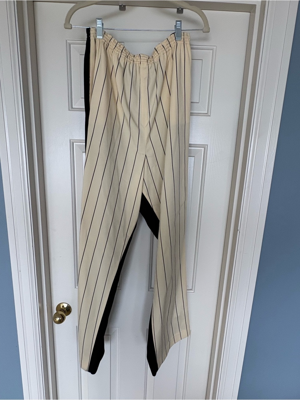 Tory Burch Cream Pinstriped Wide-Leg Pants with Black Waistband